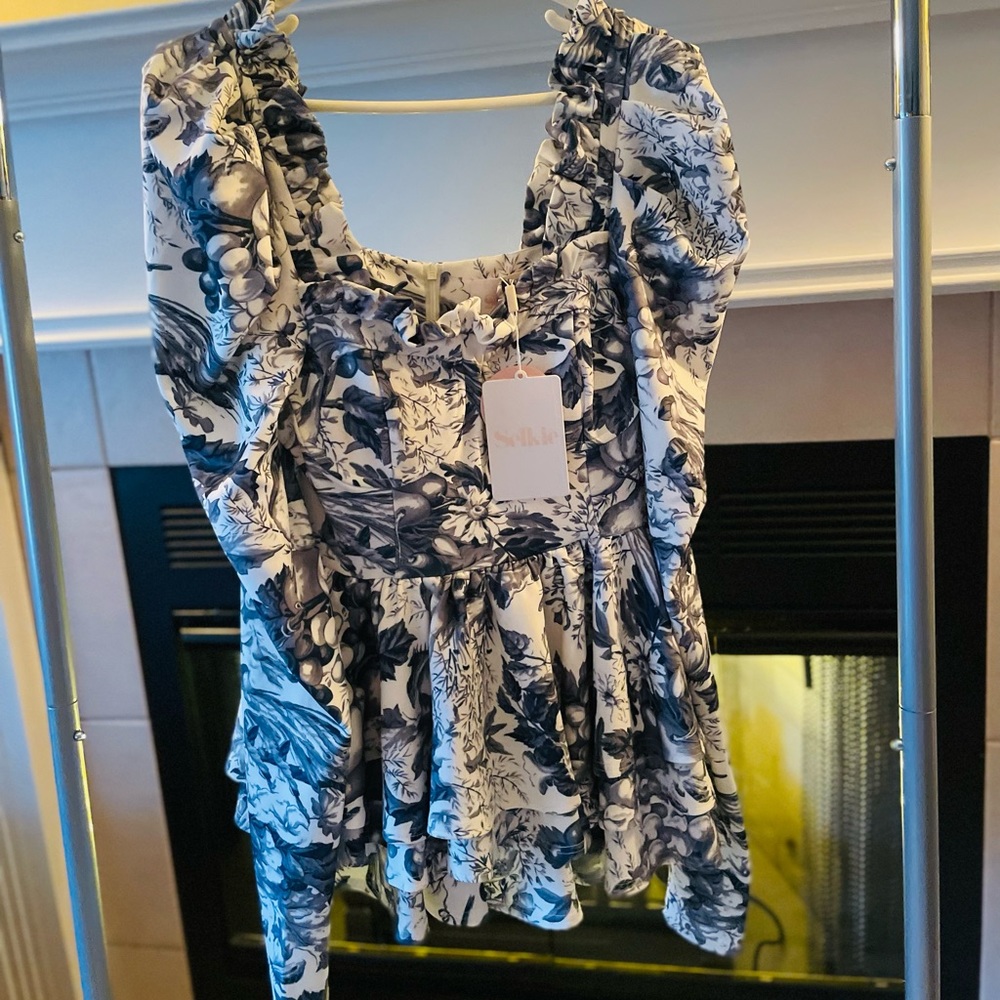 Selkie’s The Boleyn Top in Louie Toile